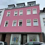 Zentrales Mit Netflix, Kaffee & Parkplaetzen * פאדרבורן