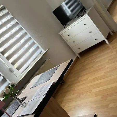 Zentrales Mit Netflix, Kaffee & Parkplaetzen Apartament
